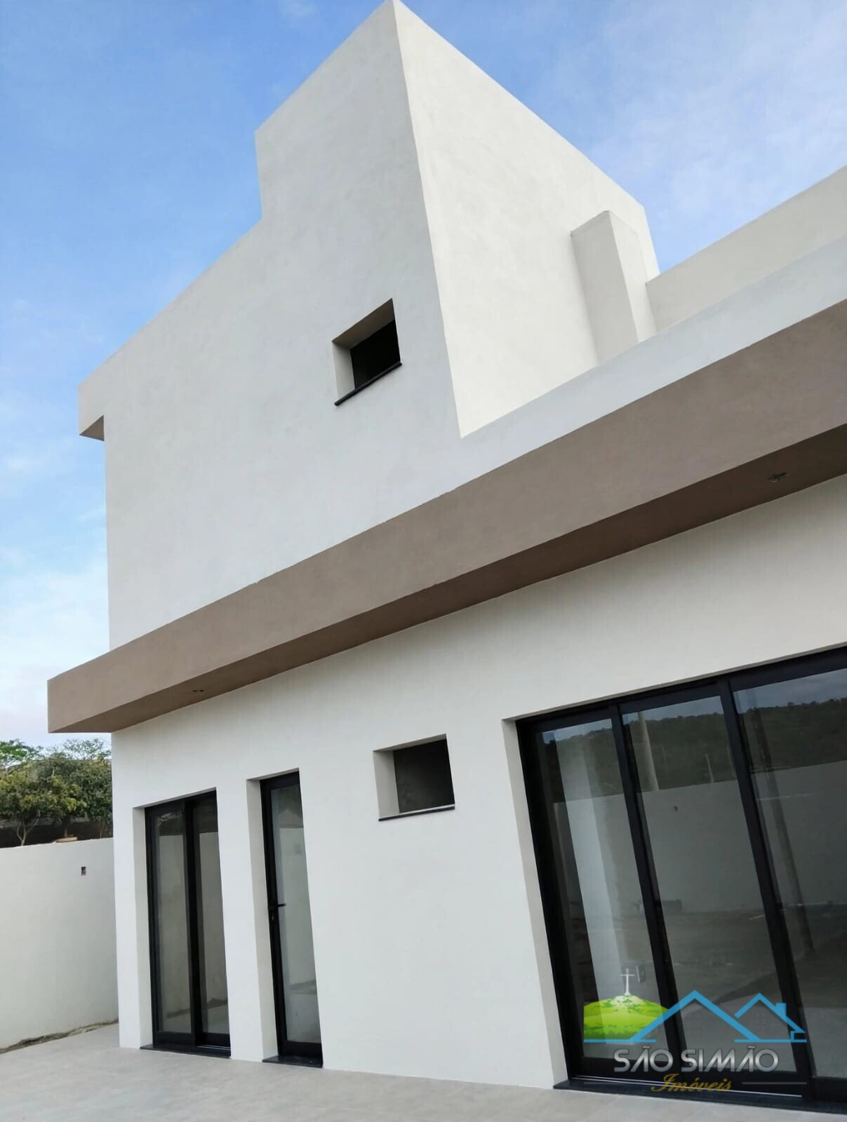 Sobrado de alto padrão com piscina aquecida em CRAVINHOS - Residencial Alto Boa Vista