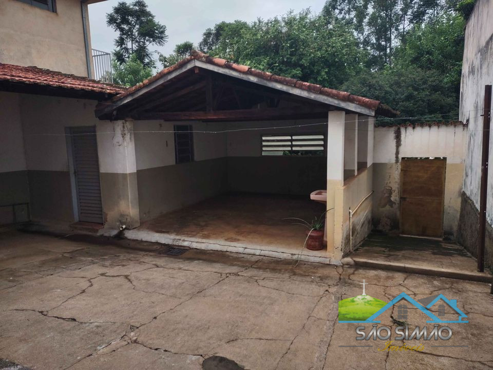 Casa a venda no centro em São Simão SP.