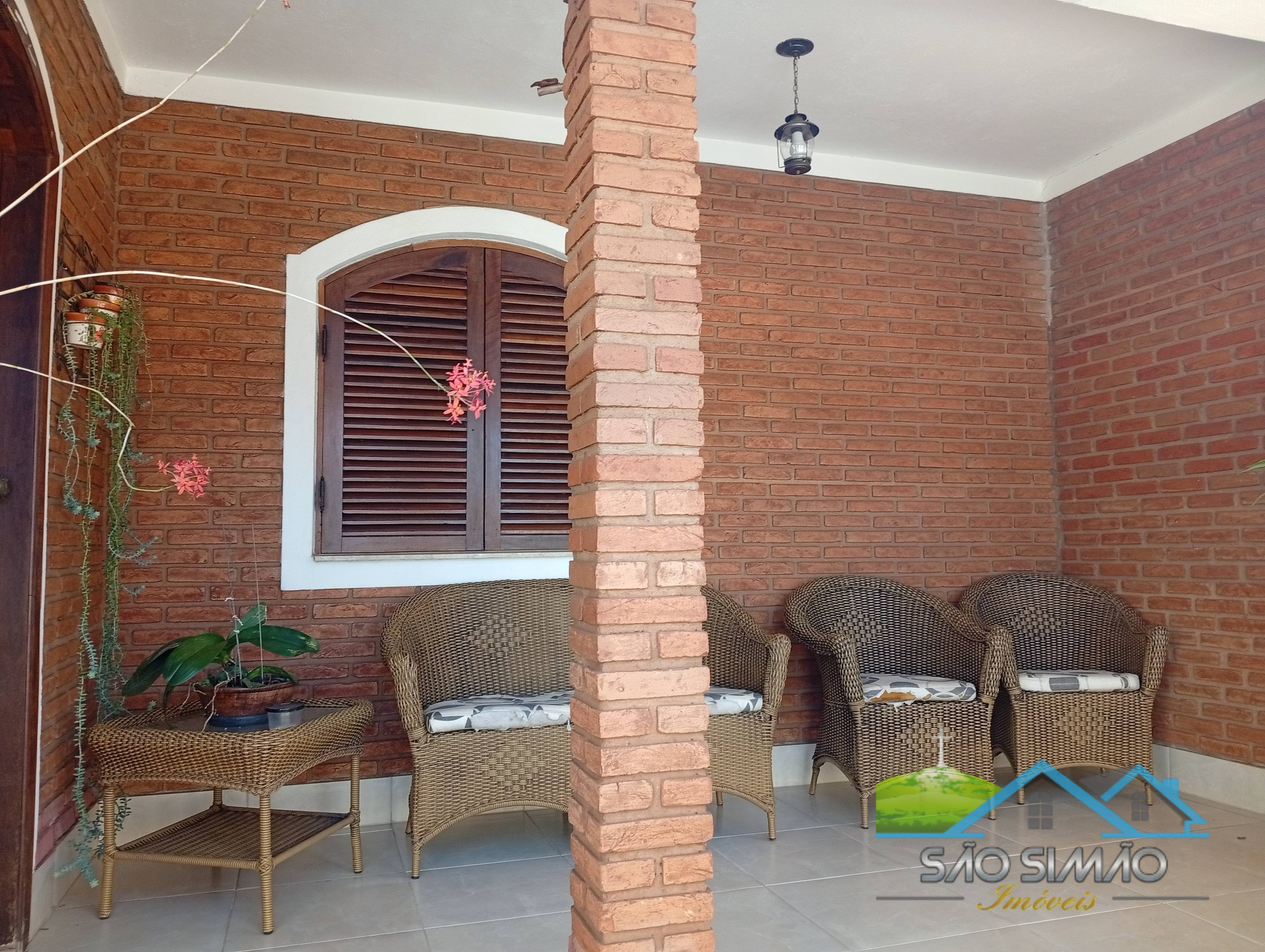 Casa a Venda em São Simão SP, 2 dormitórios e bem localizada