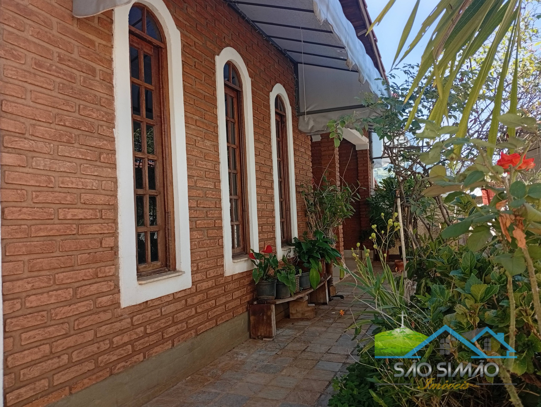 Casa a Venda em São Simão SP, 2 dormitórios e bem localizada