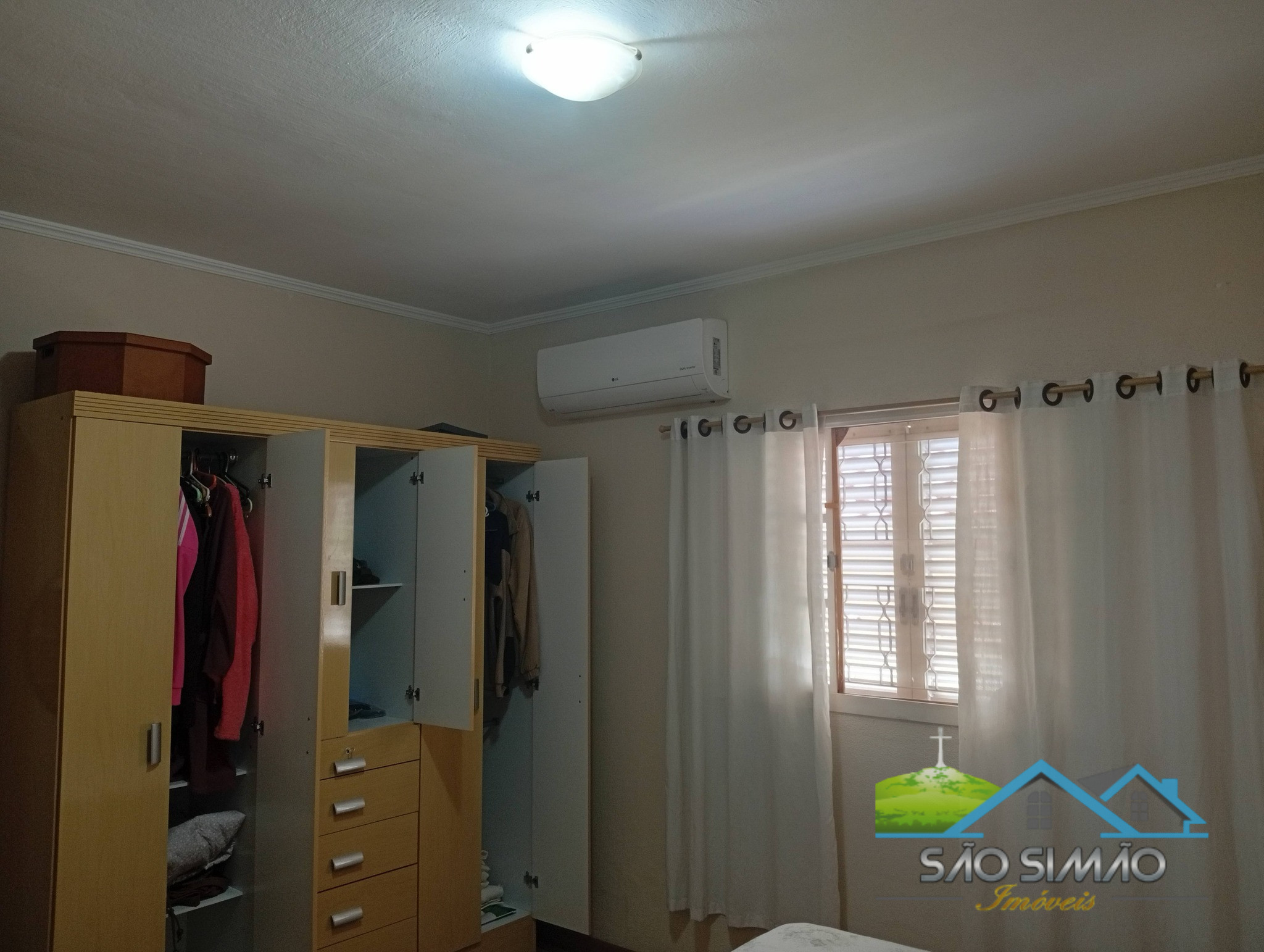 Casa a Venda em São Simão SP, 2 dormitórios e bem localizada