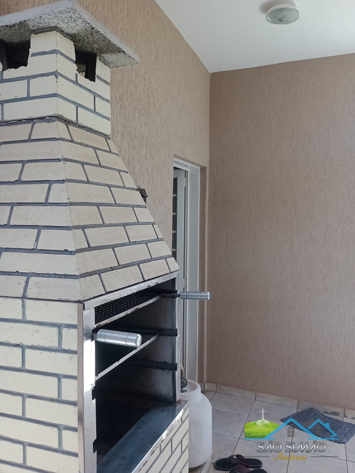 Casa a Venda em São Simão no Centro a 100 metros da praça Principal