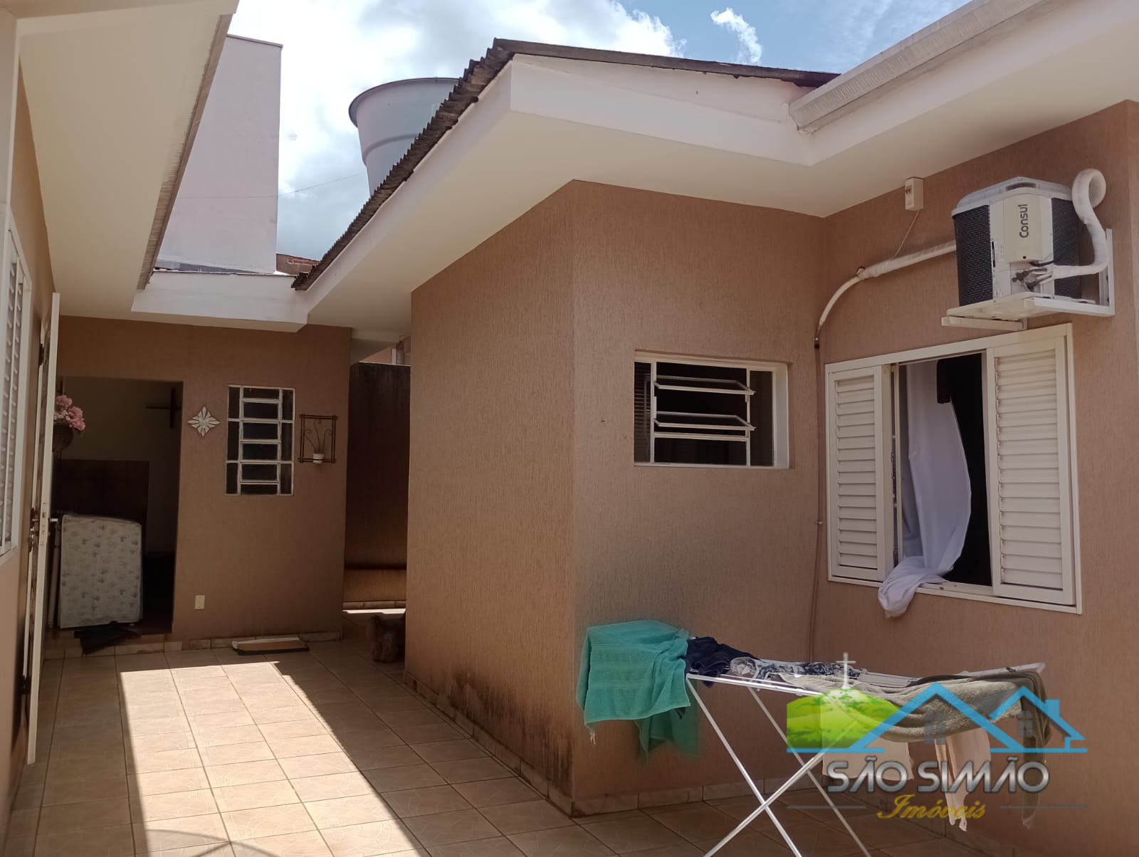 Casa a Venda em São Simão no Centro a 100 metros da praça Principal