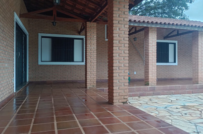 Casa a venda em São Simão SP com 1600 metros de área