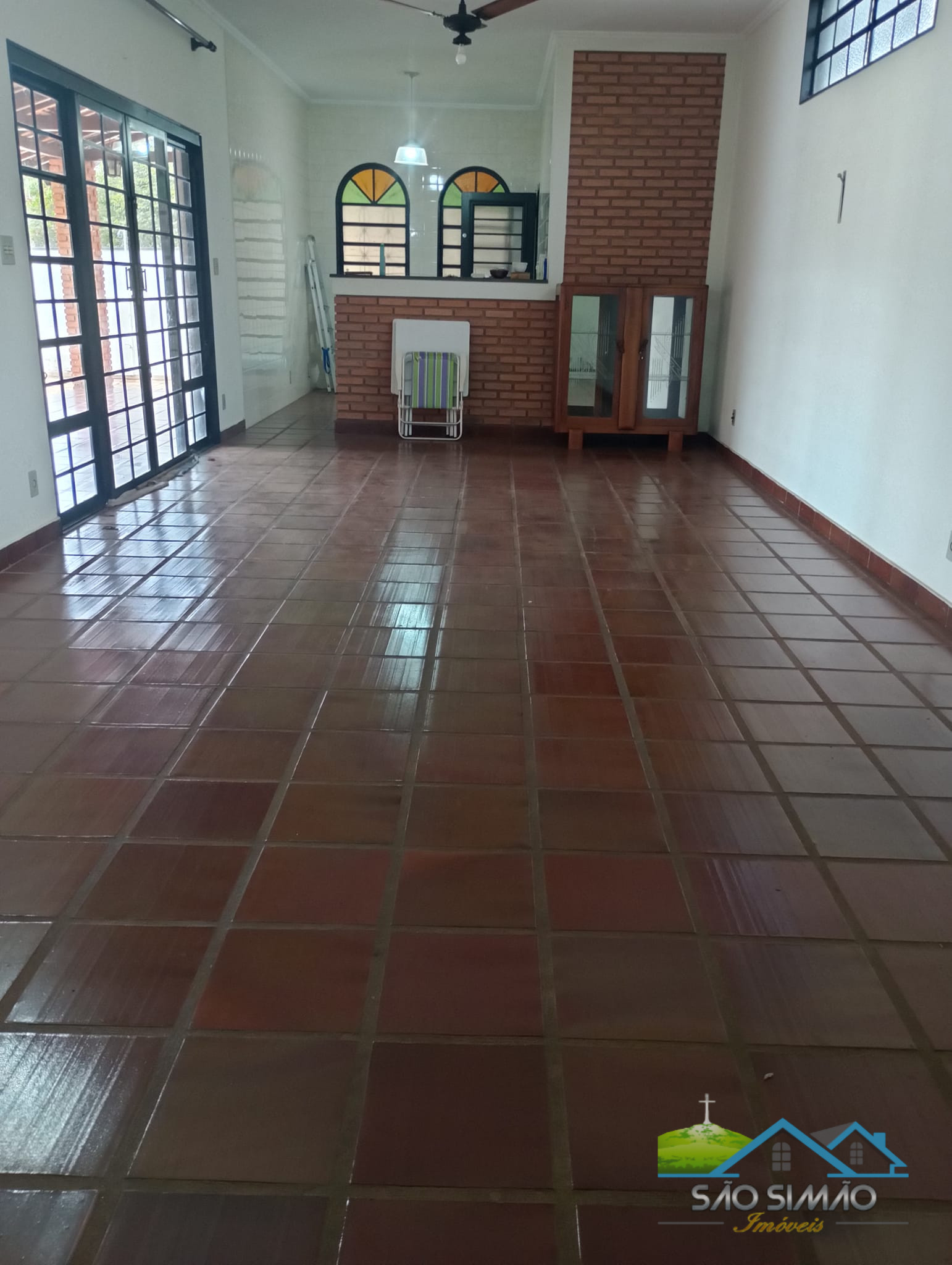 Casa a venda em São Simão SP com 1600 metros de área