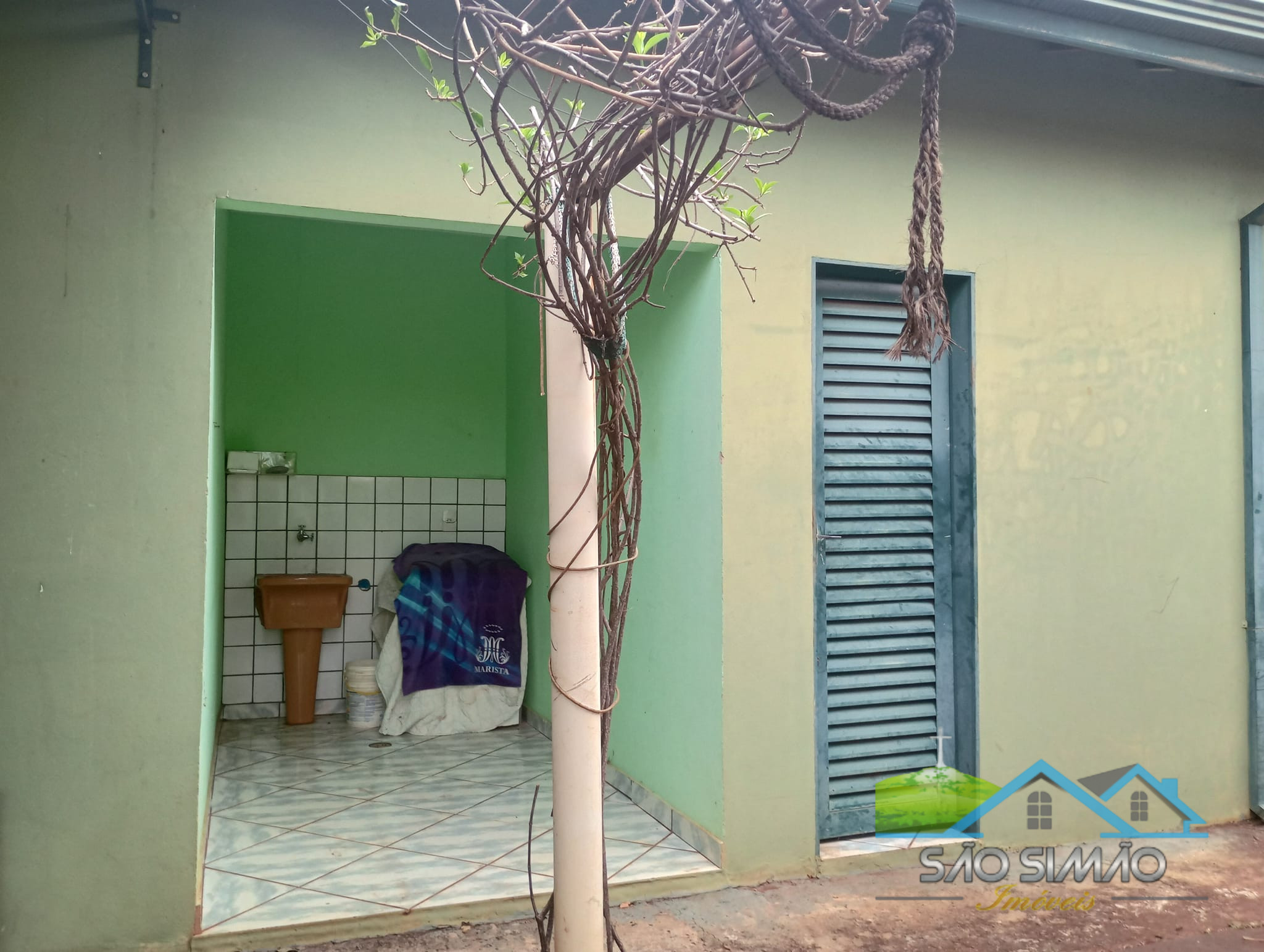 Casa a venda em São Simão SP com 1600 metros de área