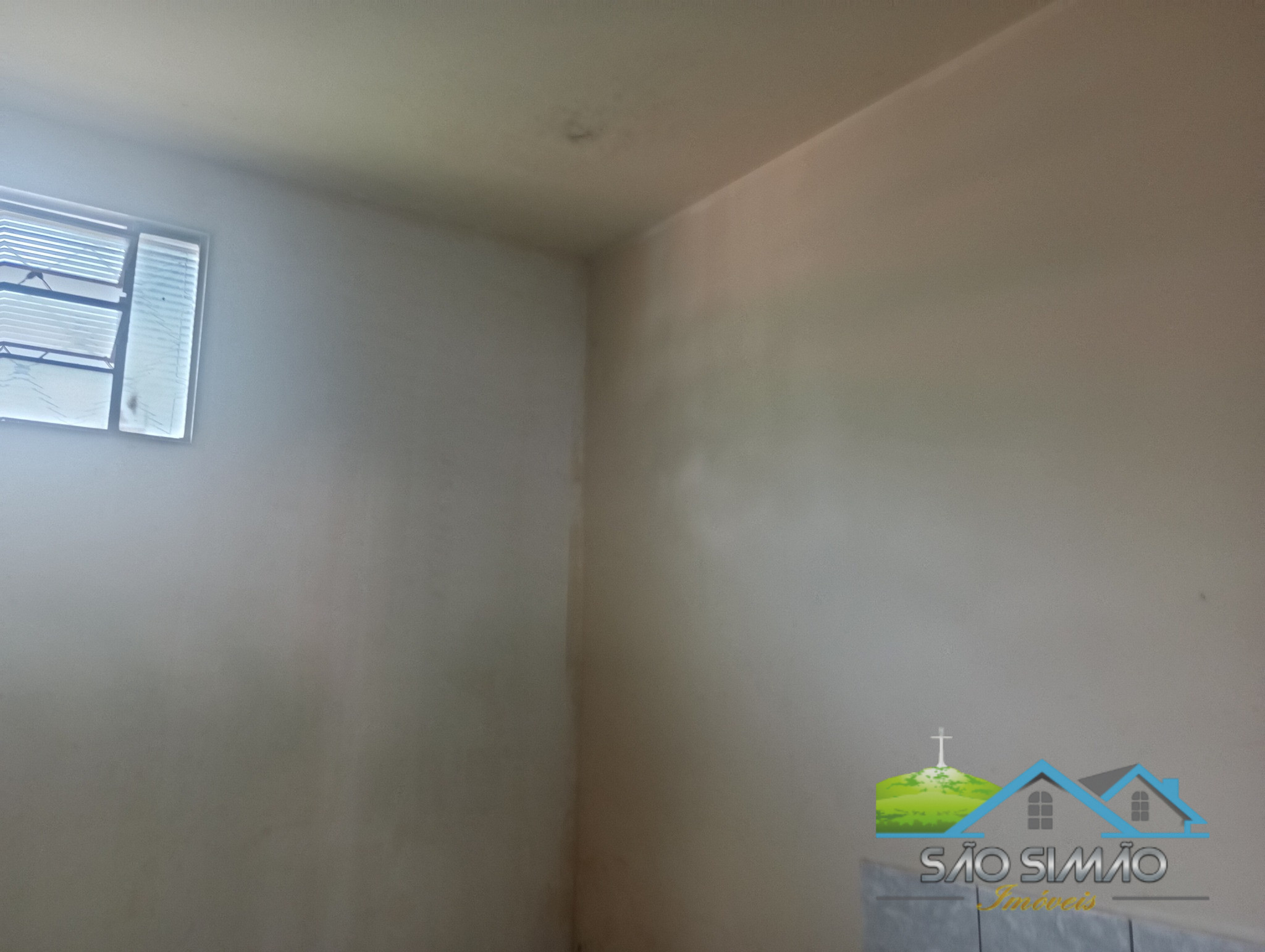 Casa com ponto comercial a venda em São Simão SP