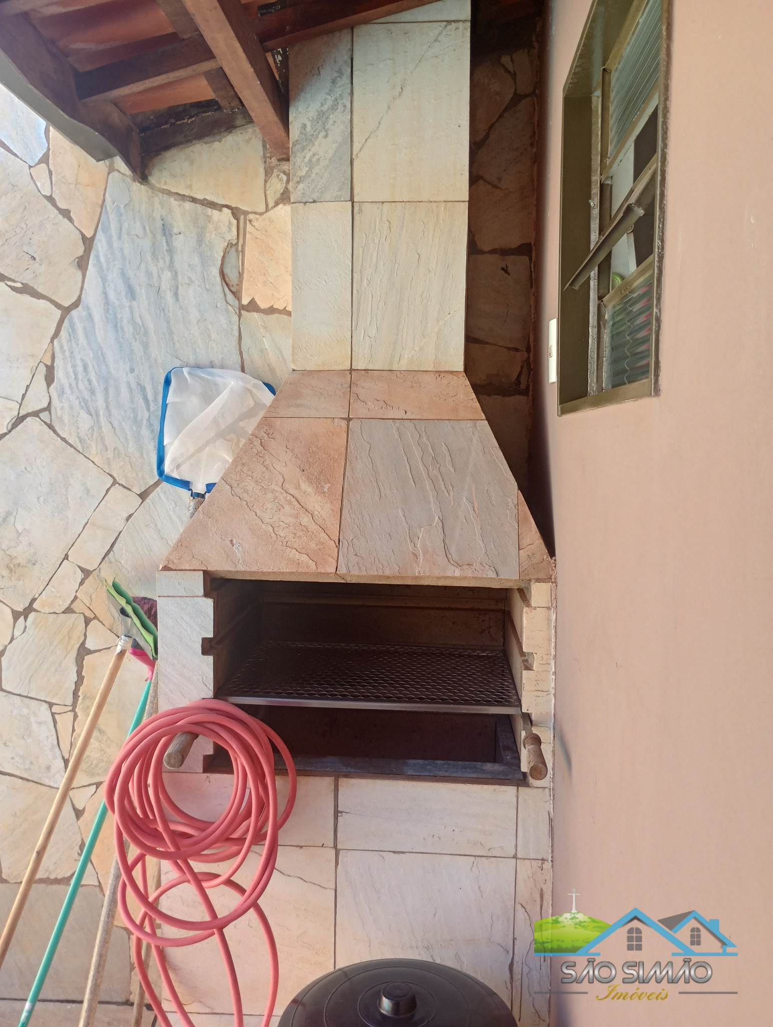 Casa a Venda No Jardim Brasil em São Simão SP