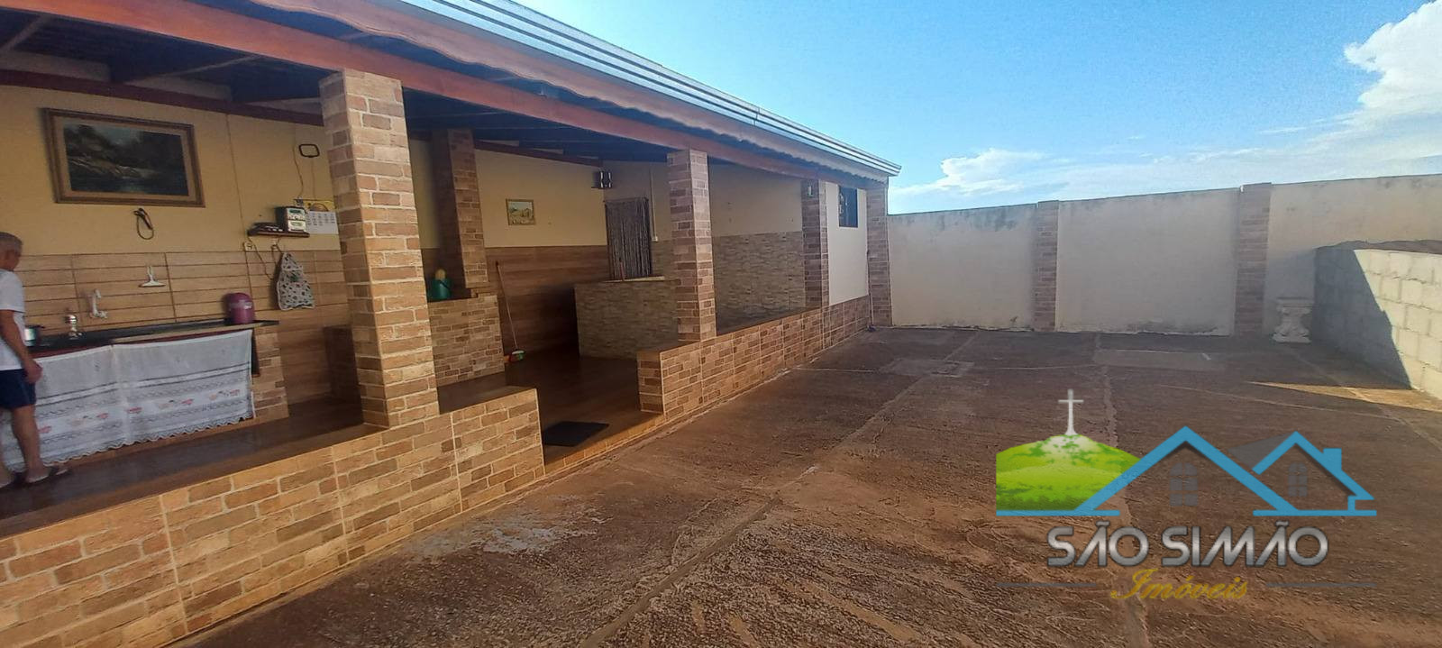 Casa a Venda em Luís Antonio SP - 3 Dormitórios