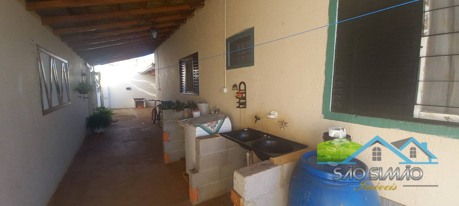 Casa a Venda em Luís Antonio SP - 3 Dormitórios