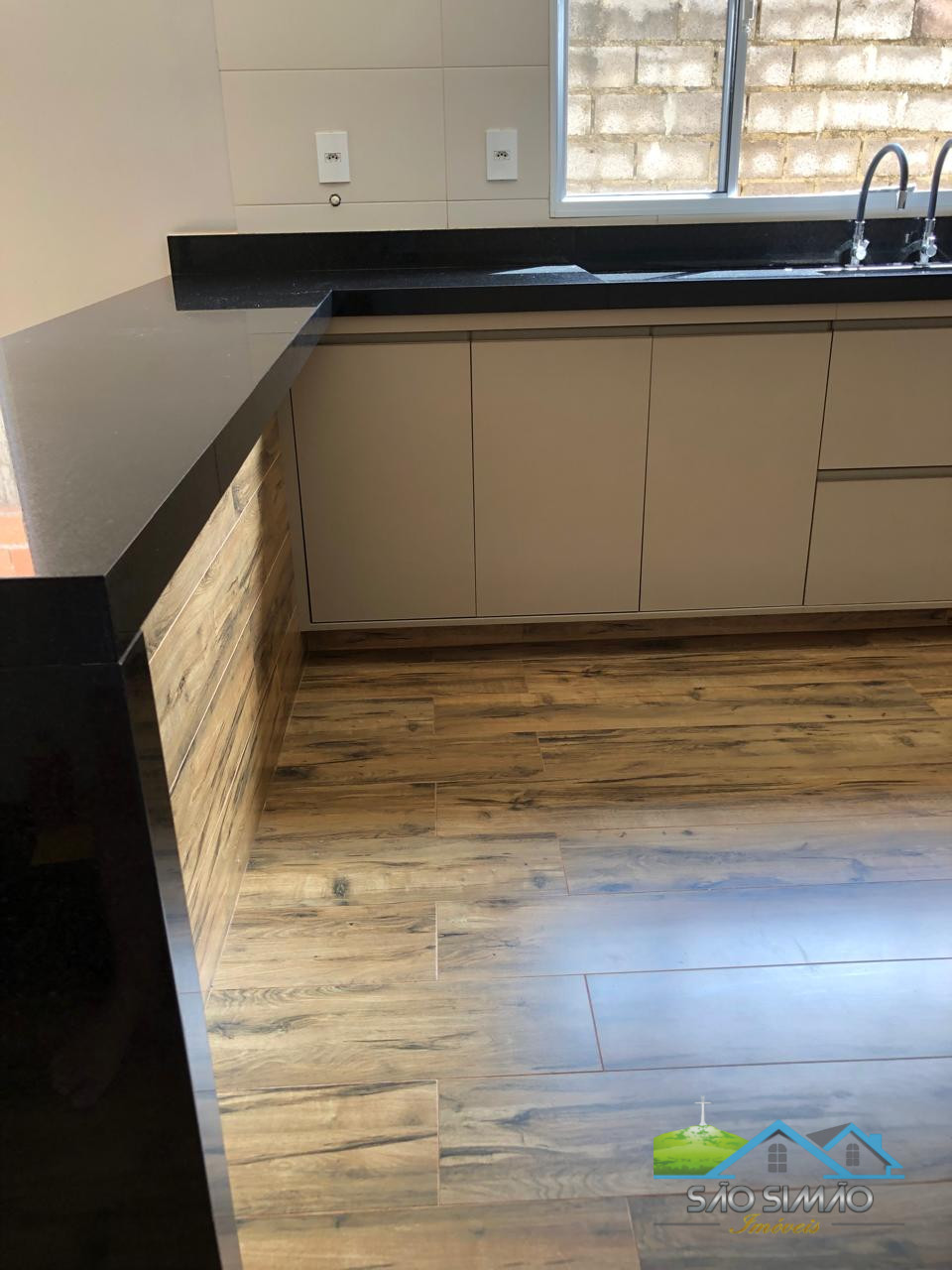 Nova Casa a venda em São Simão SP com 3 suítes