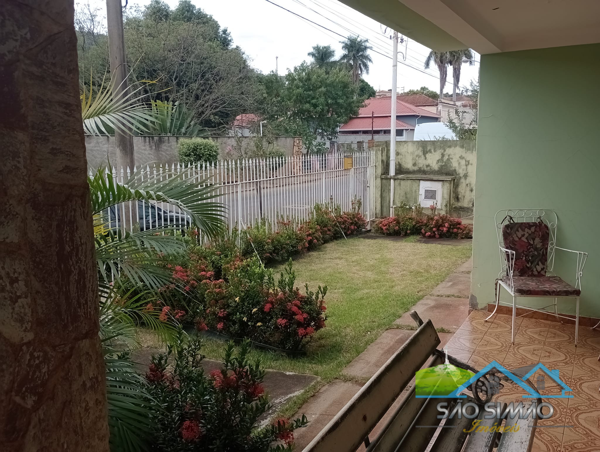 Casa  Venda em São Simão no Centro a 100 metros da praça Principal