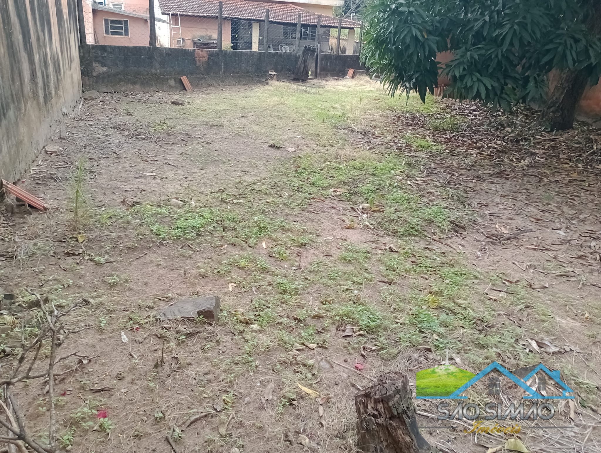 Casa  Venda em São Simão no Centro a 100 metros da praça Principal