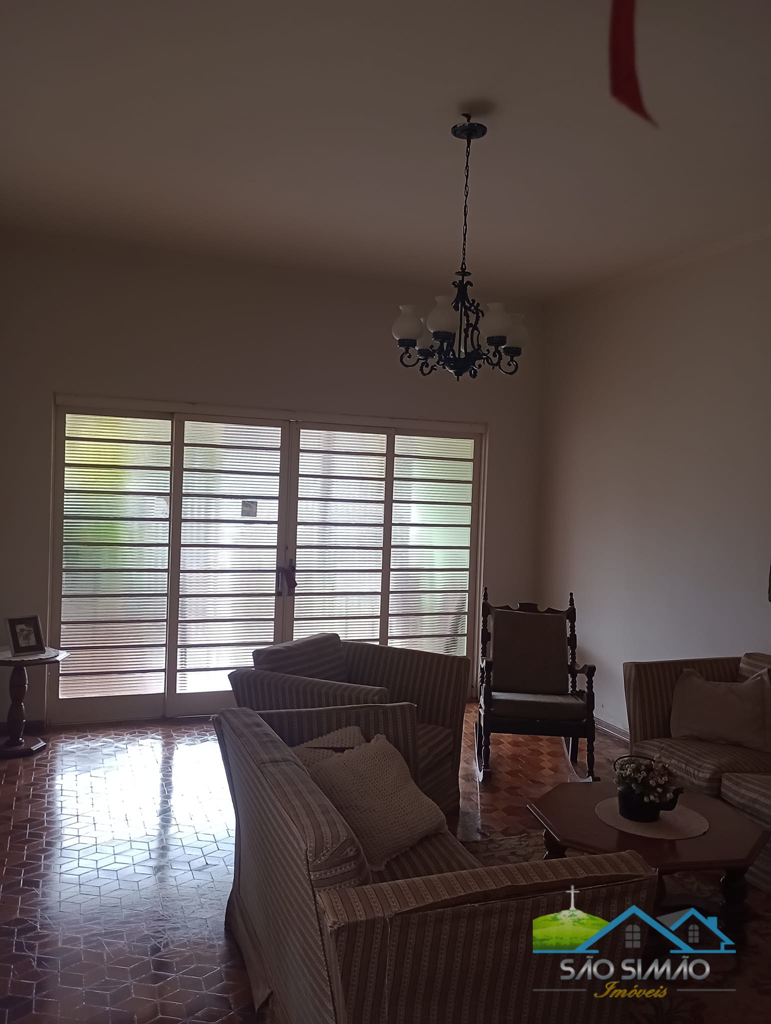 Casa  Venda em São Simão no Centro a 100 metros da praça Principal