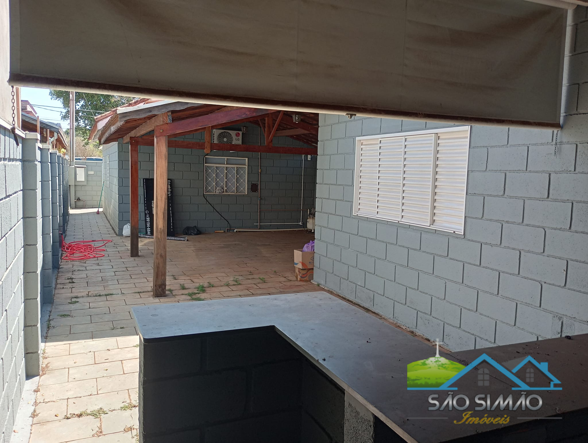 Salão comercial com edícula nos fundos a venda