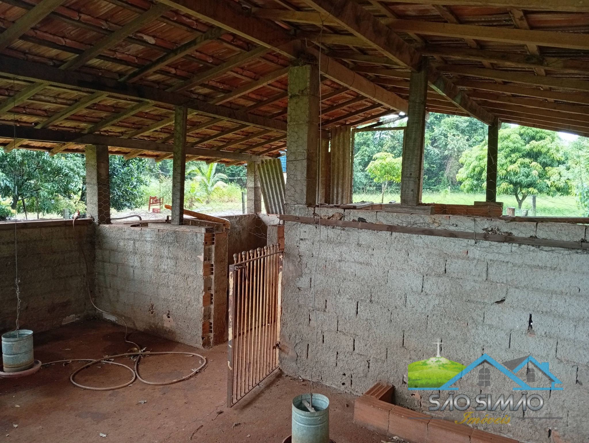 SÍTIO a venda em São Simão SP a 5 km da cidade