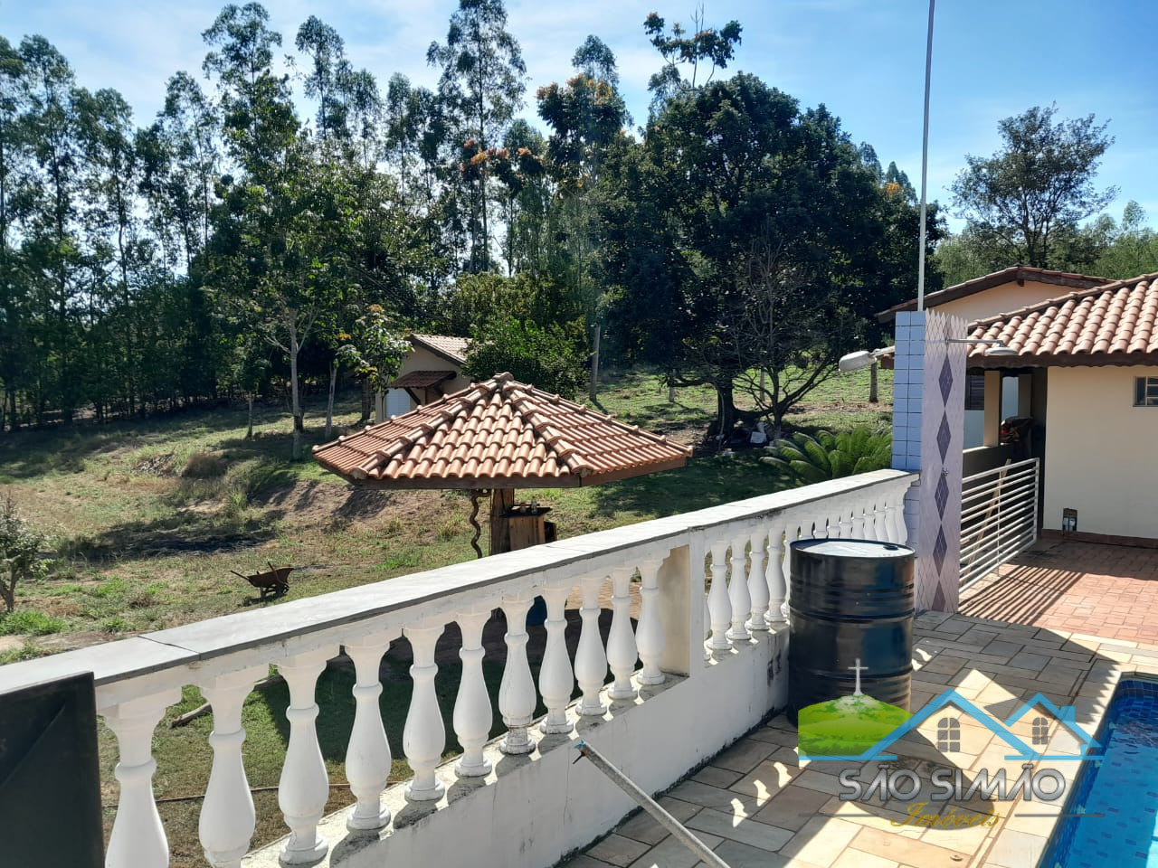 Sítio cinematográfico a venda em Tambaú SP